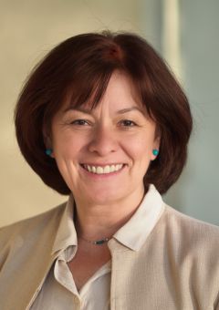 VARGÁNÉ OLÁH MÁRIA fényképe